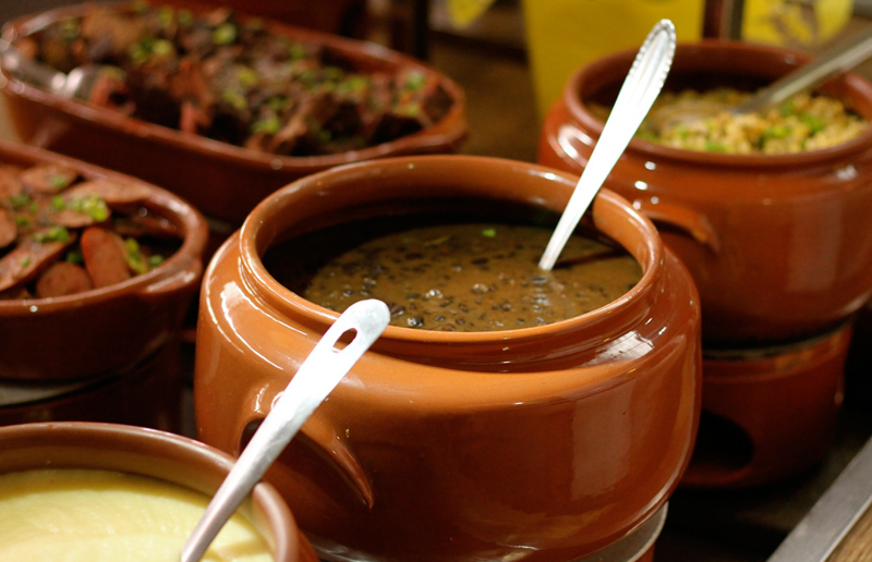 Cupom de desconto - 16% OFF em Buffet de Feijoada