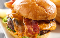 Cupom de desconto - 27% OFF em The Classic Burger com Batata Rústica