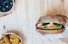 Cupom de desconto - 29% OFF em Pepper Chicken ou Monster Burger