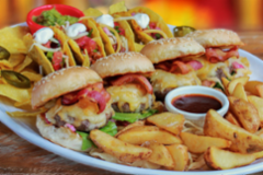 Cupom de desconto - 31% OFF em Combo de Burgers e Tacos