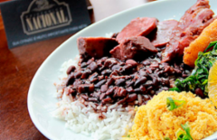 Cupom de desconto - 32% OFF em Feijoada e Buffet à Vontade para Até 4 pessoas