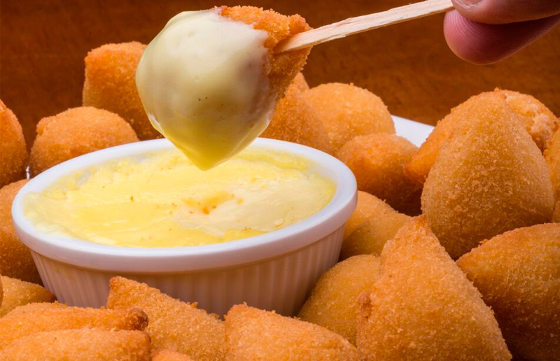 Cupom de desconto - 45% OFF em Fondue de Coxinha c/ Chopes