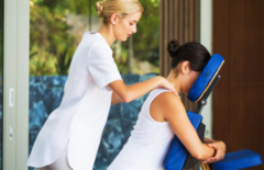 Cupom de desconto - 57% OFF em Quick Massage: 1, 2 ou 4 sessões